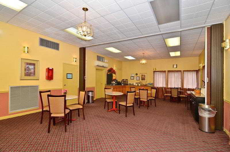 Econo Lodge Inn & Suites Fort Oglethorpe ภายนอก รูปภาพ
