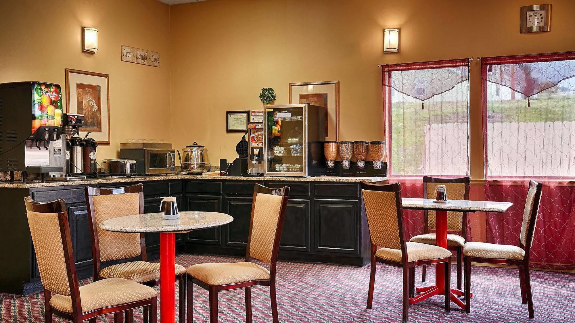 Econo Lodge Inn & Suites Fort Oglethorpe ร้านอาหาร รูปภาพ